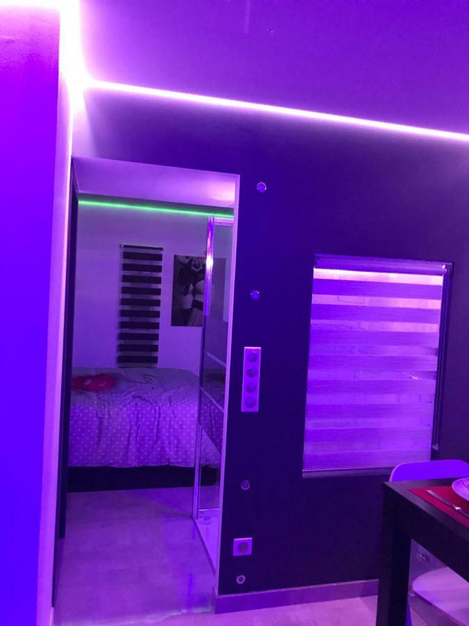 Apartment Quartier Naturiste Colline 4